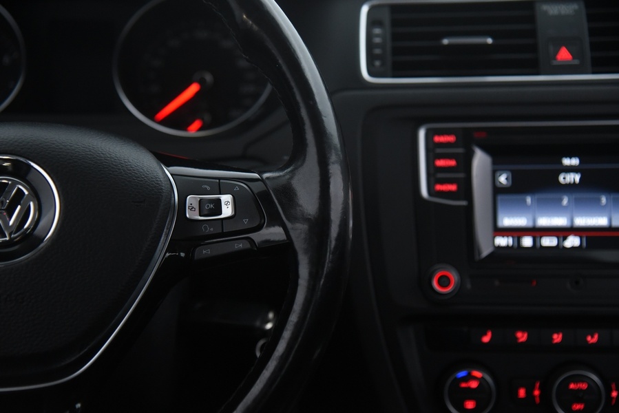 Volkswagen Jetta vaihtoauto