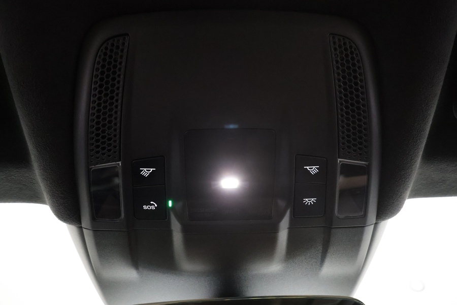 Porsche Taycan vaihtoauto