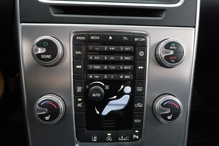 Volvo V60 Cross Country vaihtoauto