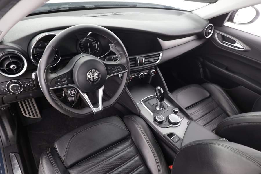 Alfa Romeo Giulia vaihtoauto