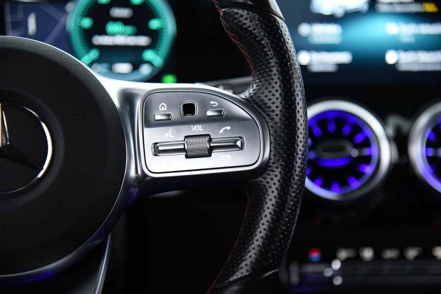 Mercedes-Benz EQA vaihtoauto