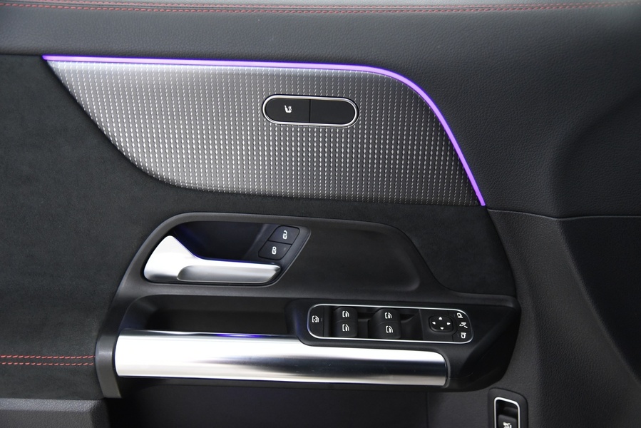 Mercedes-Benz EQA vaihtoauto