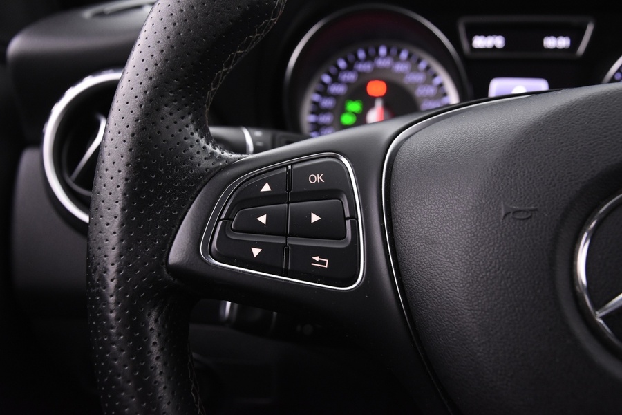 Mercedes-Benz GLA vaihtoauto