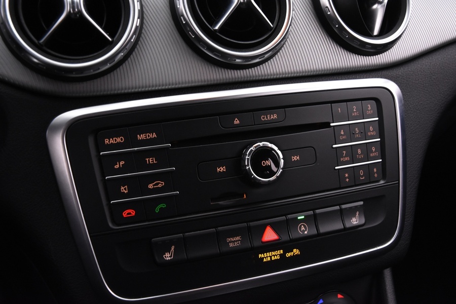 Mercedes-Benz GLA vaihtoauto