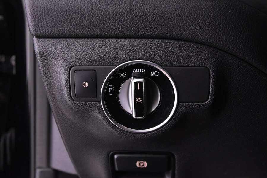 Mercedes-Benz GLA vaihtoauto