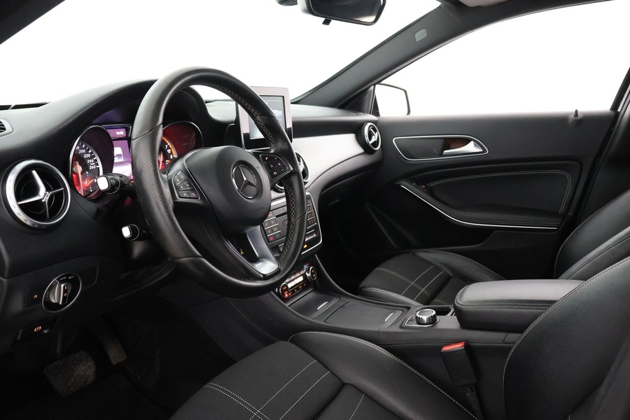 Mercedes-Benz GLA vaihtoauto