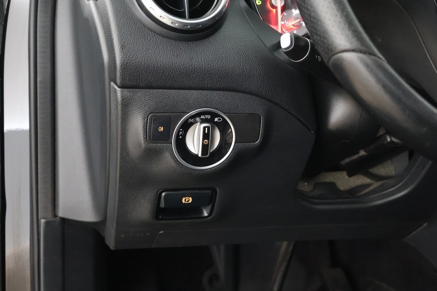 Mercedes-Benz GLA vaihtoauto