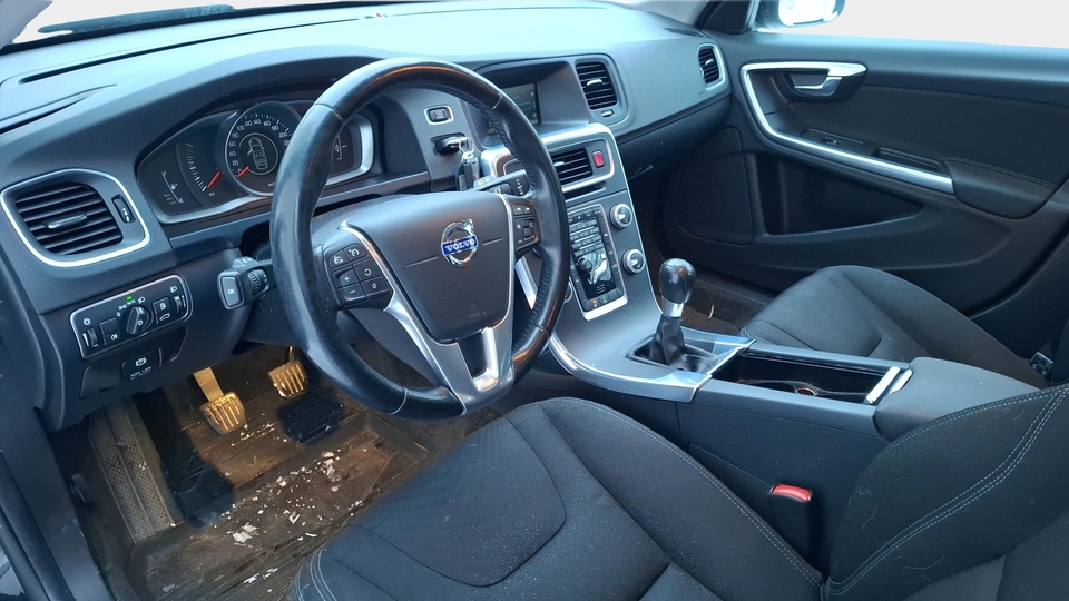 Volvo V60 vaihtoauto