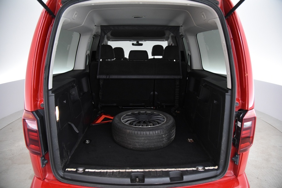 Volkswagen Caddy Maxi vaihtoauto