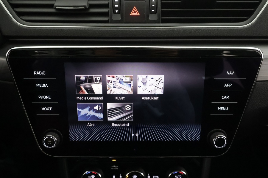 Skoda Superb vaihtoauto