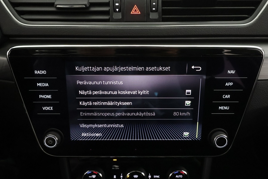 Skoda Superb vaihtoauto