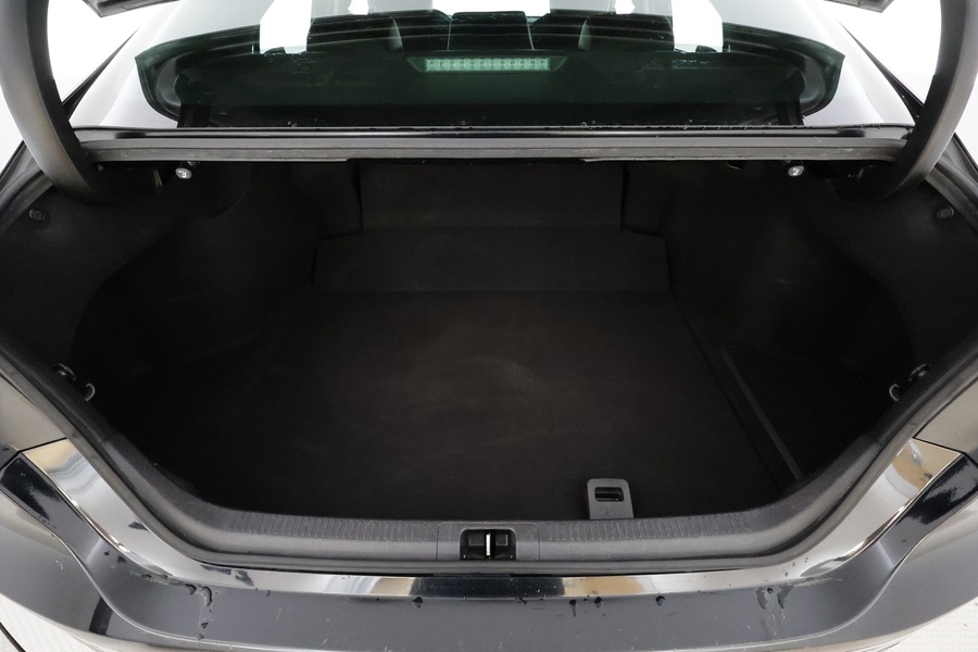 Toyota Camry vaihtoauto