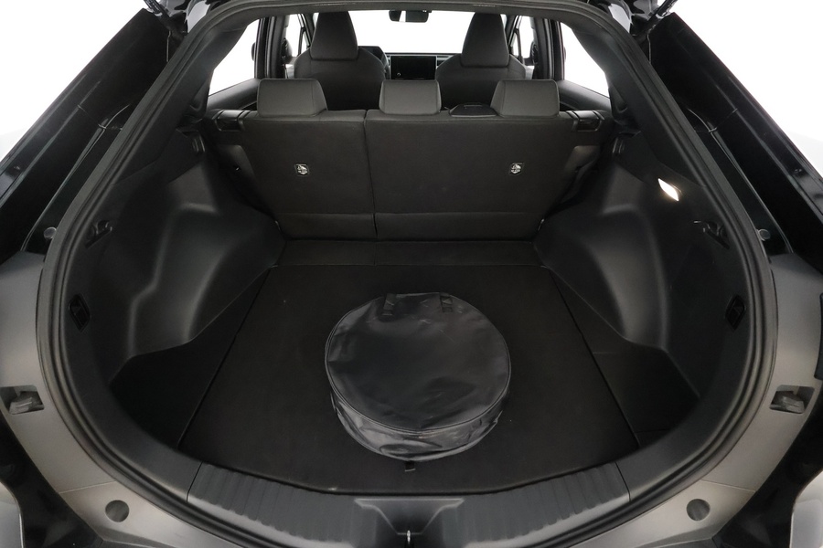 Toyota bZ4X vaihtoauto