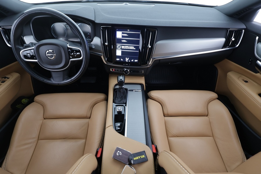 Volvo V90 Cross Country vaihtoauto