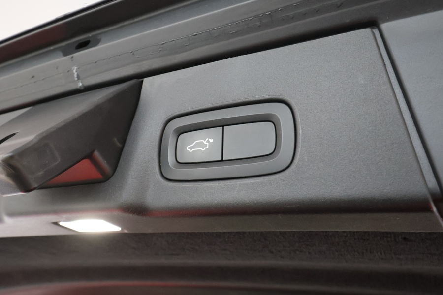 Volvo V90 Cross Country vaihtoauto