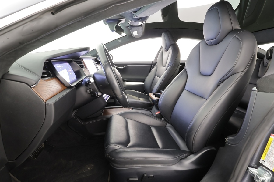 Tesla Model S vaihtoauto