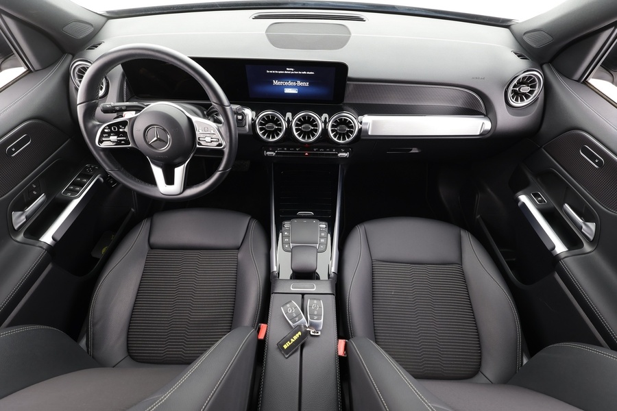 Mercedes-Benz EQB vaihtoauto