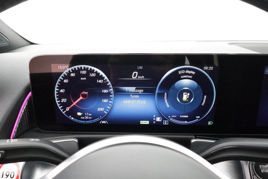 Mercedes-Benz EQB vaihtoauto