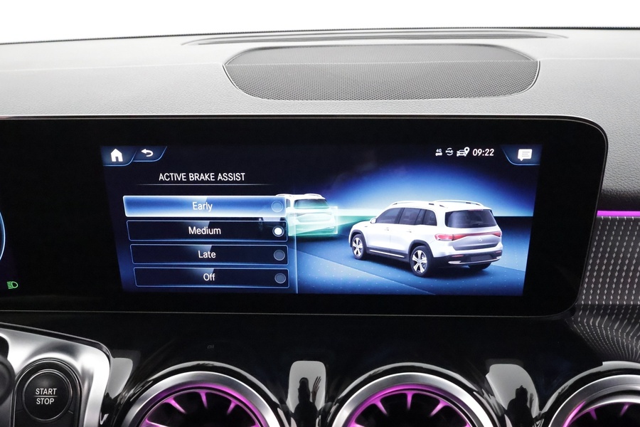 Mercedes-Benz EQB vaihtoauto