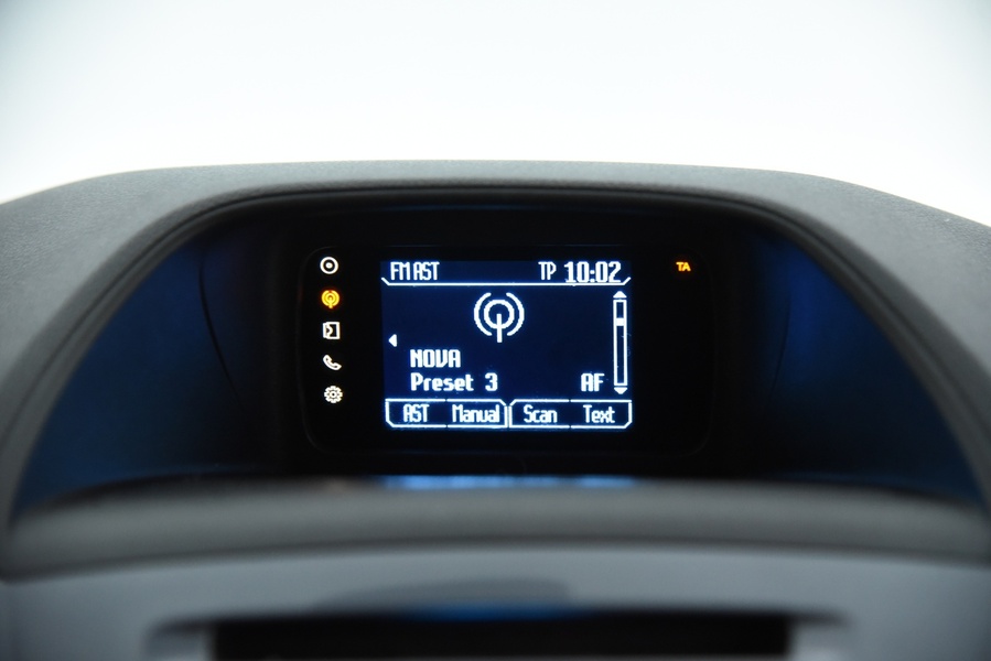 Ford Tourneo Custom vaihtoauto