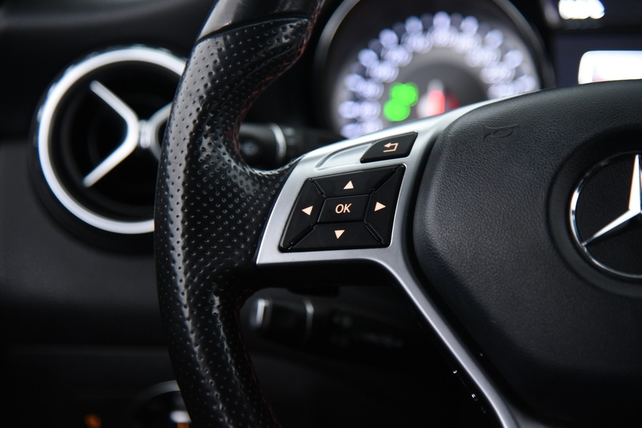 Mercedes-Benz GLA vaihtoauto