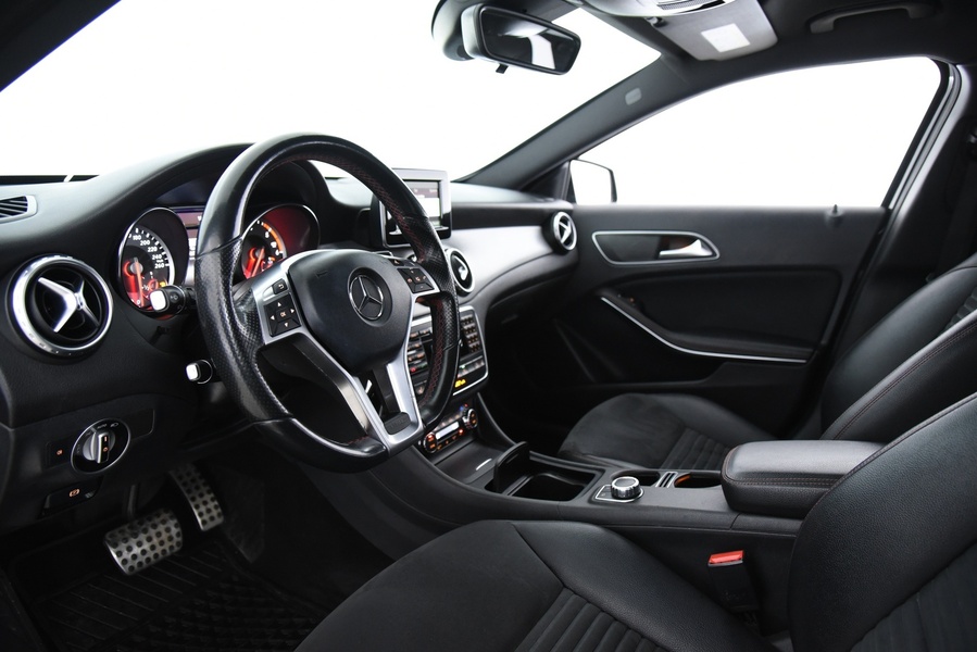 Mercedes-Benz GLA vaihtoauto