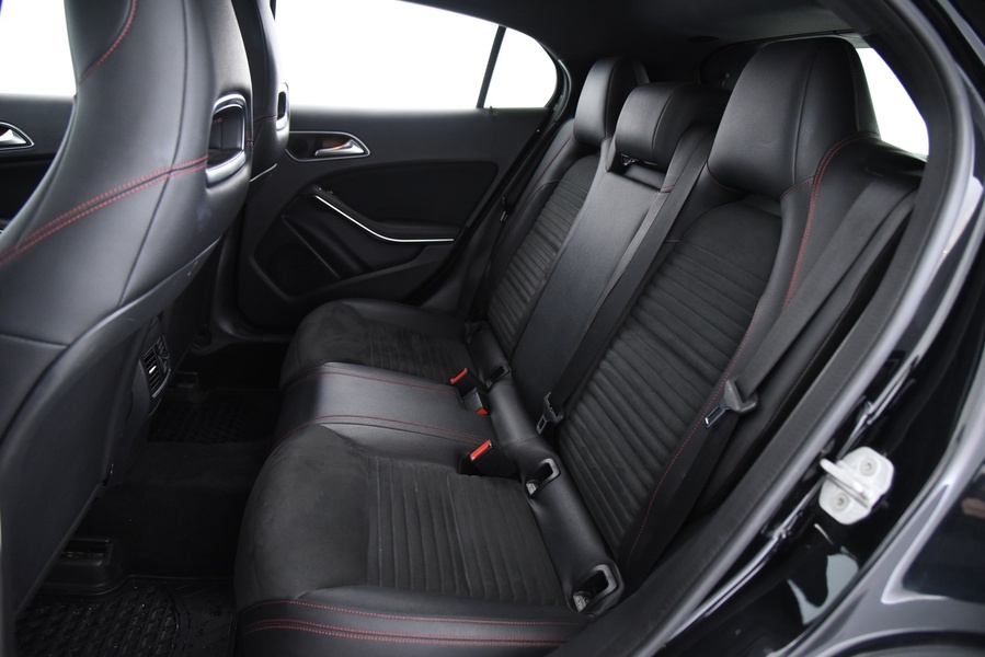 Mercedes-Benz GLA vaihtoauto