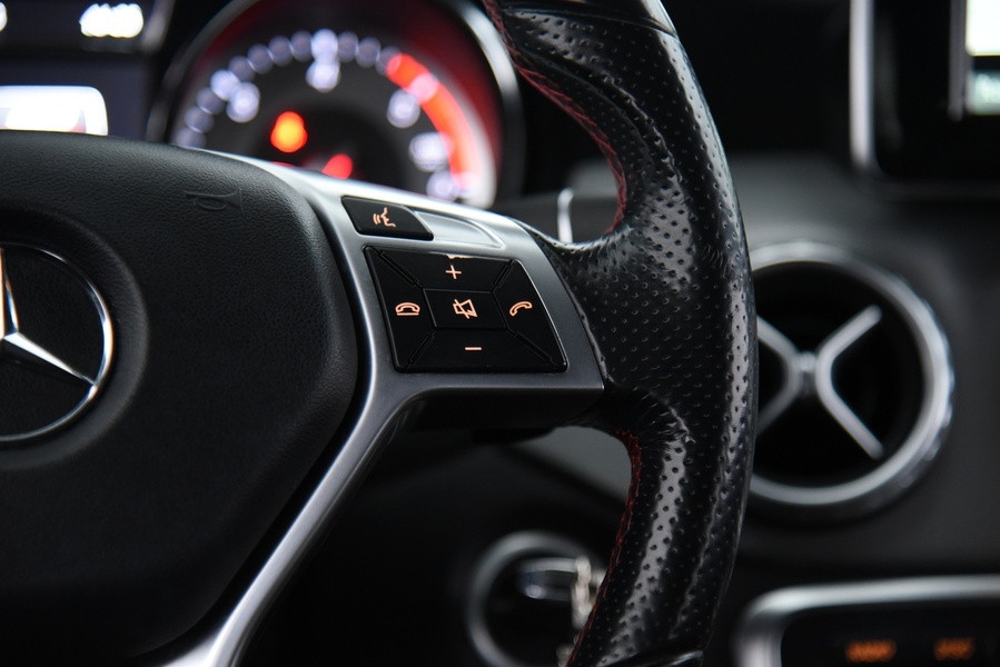 Mercedes-Benz GLA vaihtoauto