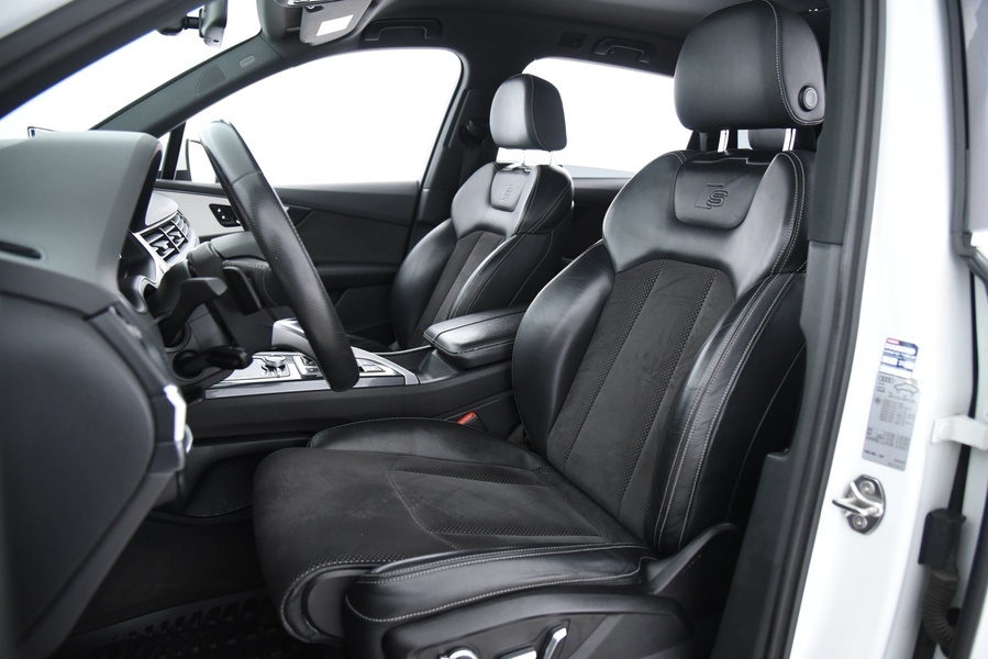 Audi Q7 vaihtoauto