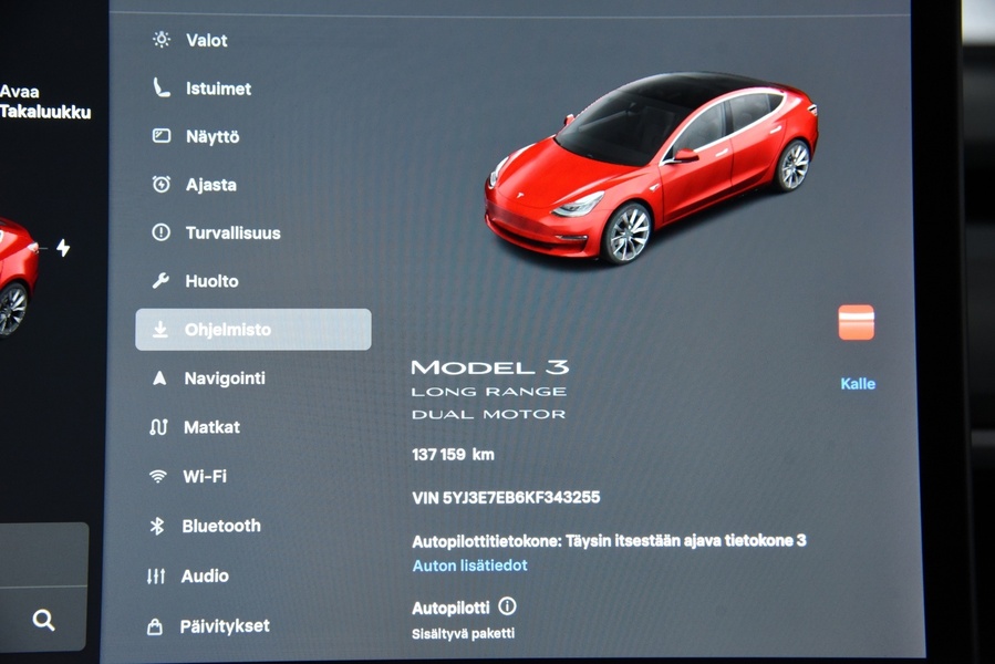 Tesla Model 3 vaihtoauto