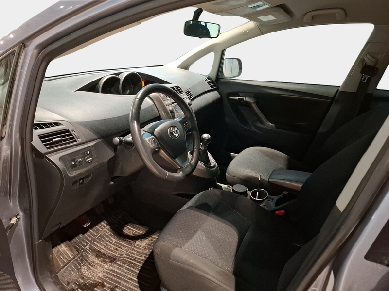 Toyota Verso vaihtoauto