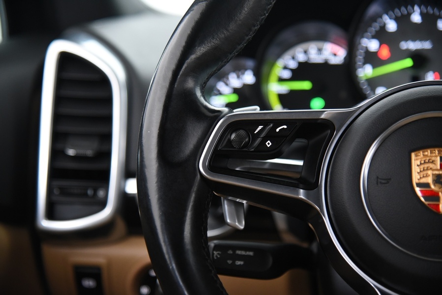 Porsche Cayenne vaihtoauto