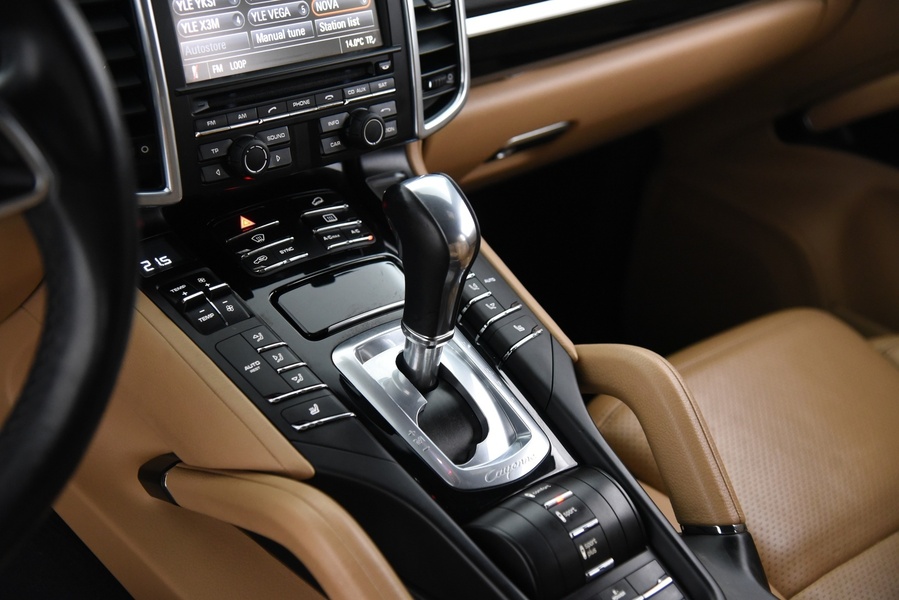 Porsche Cayenne vaihtoauto