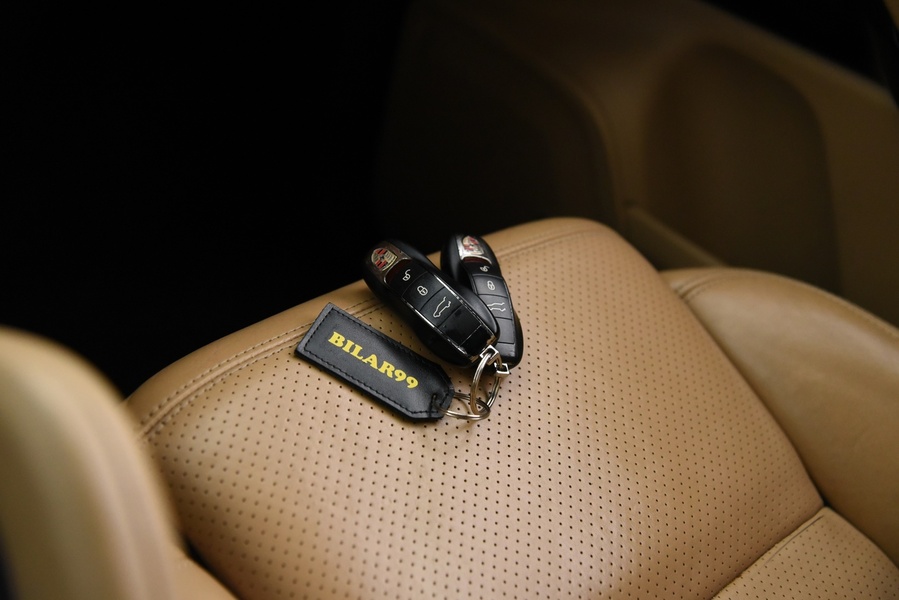 Porsche Cayenne vaihtoauto