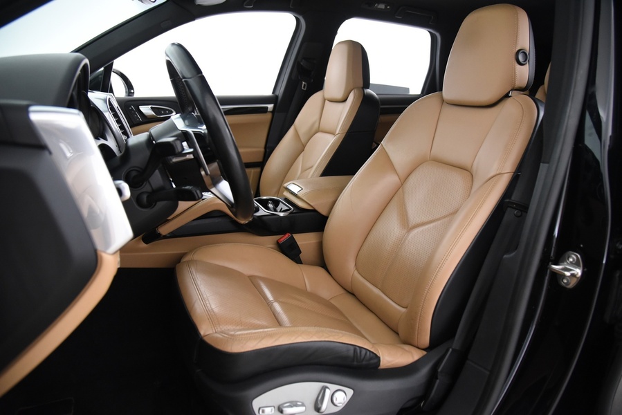 Porsche Cayenne vaihtoauto