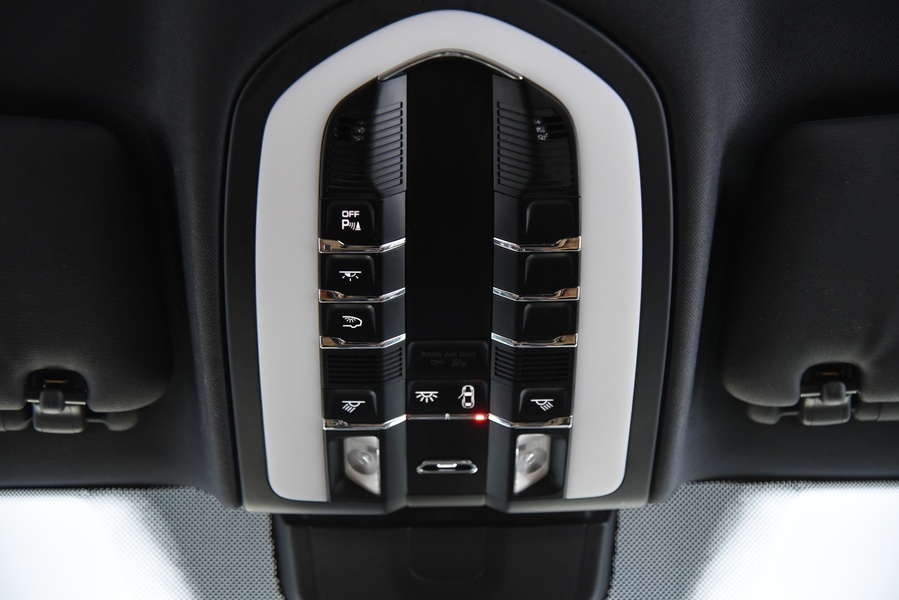 Porsche Cayenne vaihtoauto