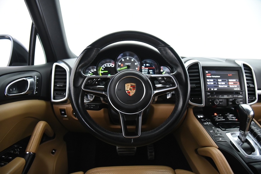 Porsche Cayenne vaihtoauto