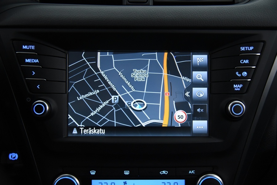 Toyota Avensis vaihtoauto