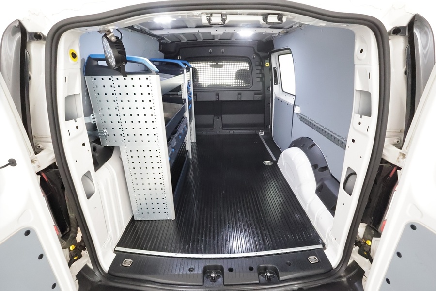 Volkswagen Caddy Maxi vaihtoauto