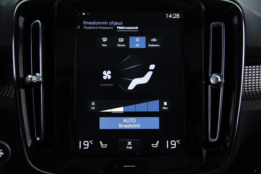 Volvo XC40 vaihtoauto