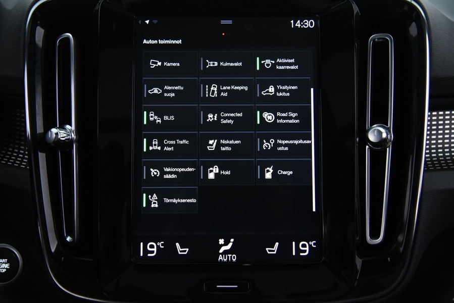 Volvo XC40 vaihtoauto