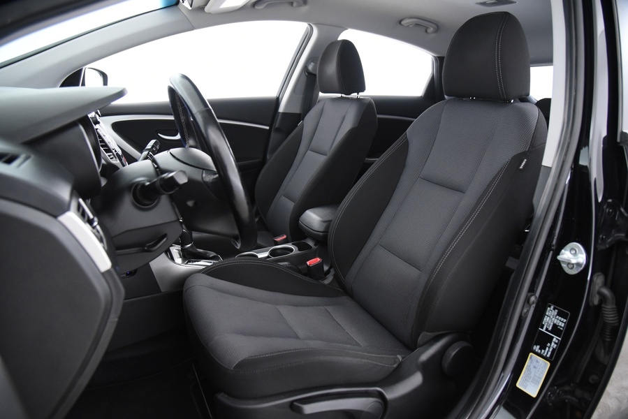 Hyundai i30 5d vaihtoauto