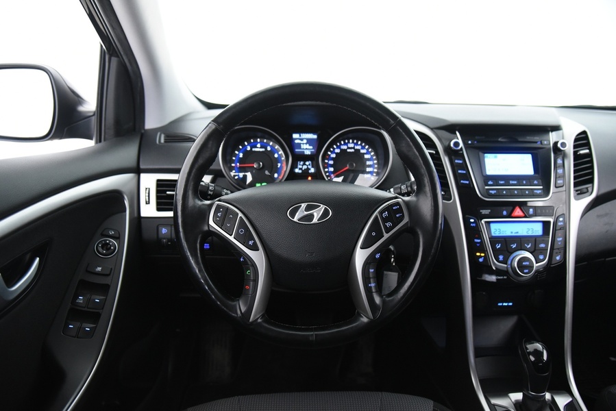 Hyundai i30 5d vaihtoauto