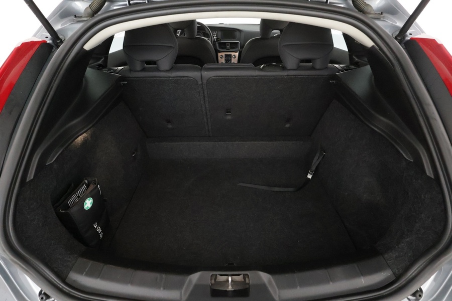 Volvo V40 Cross Country vaihtoauto