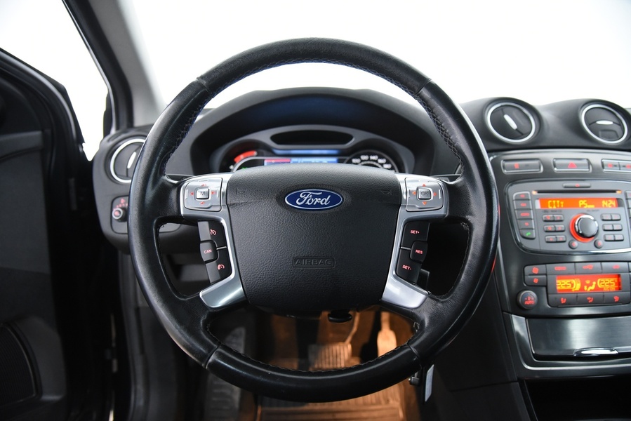 Ford Mondeo vaihtoauto