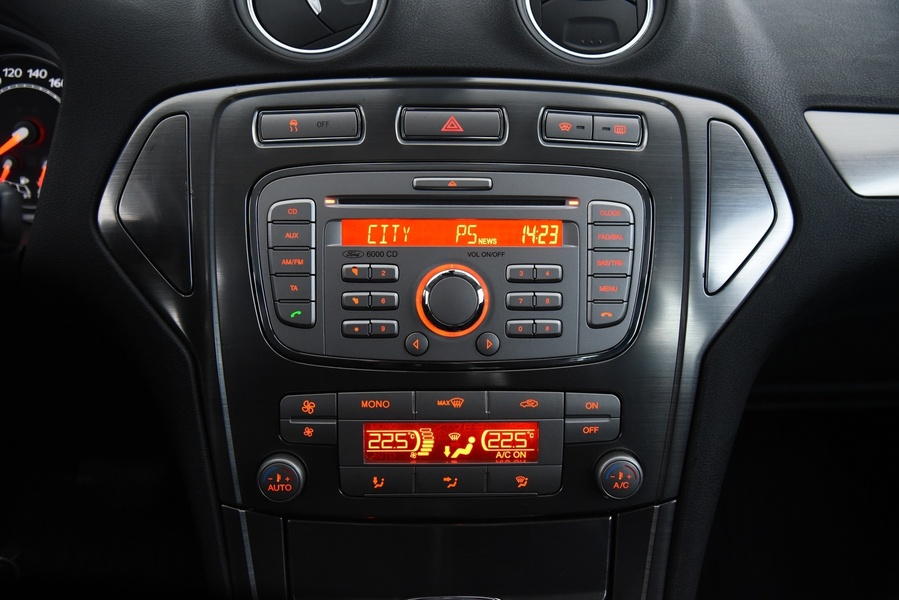 Ford Mondeo vaihtoauto