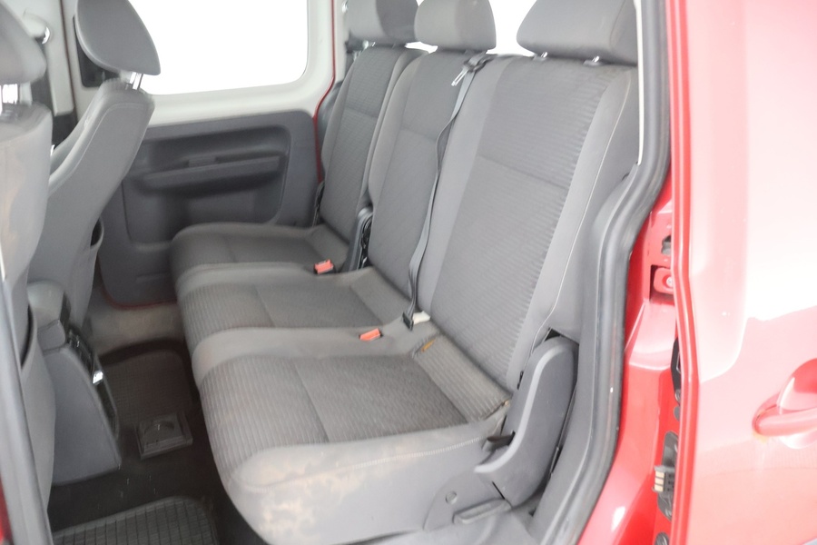 Volkswagen Caddy Maxi vaihtoauto