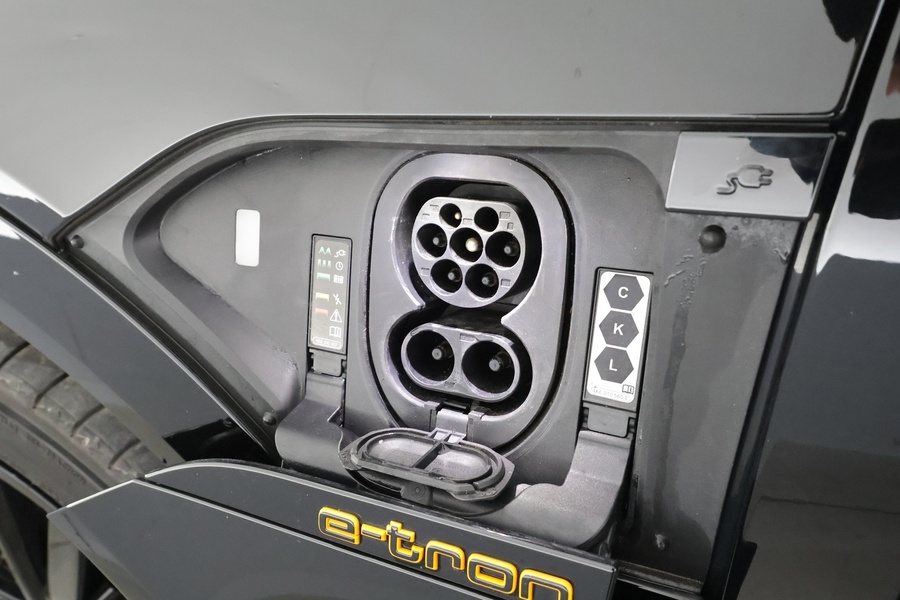 Audi e-tron vaihtoauto