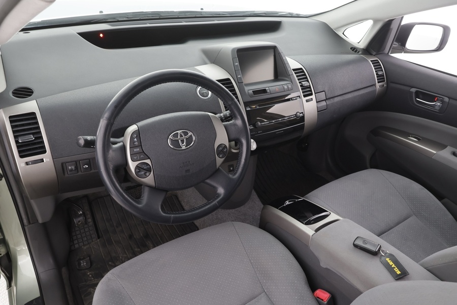 Toyota Prius vaihtoauto