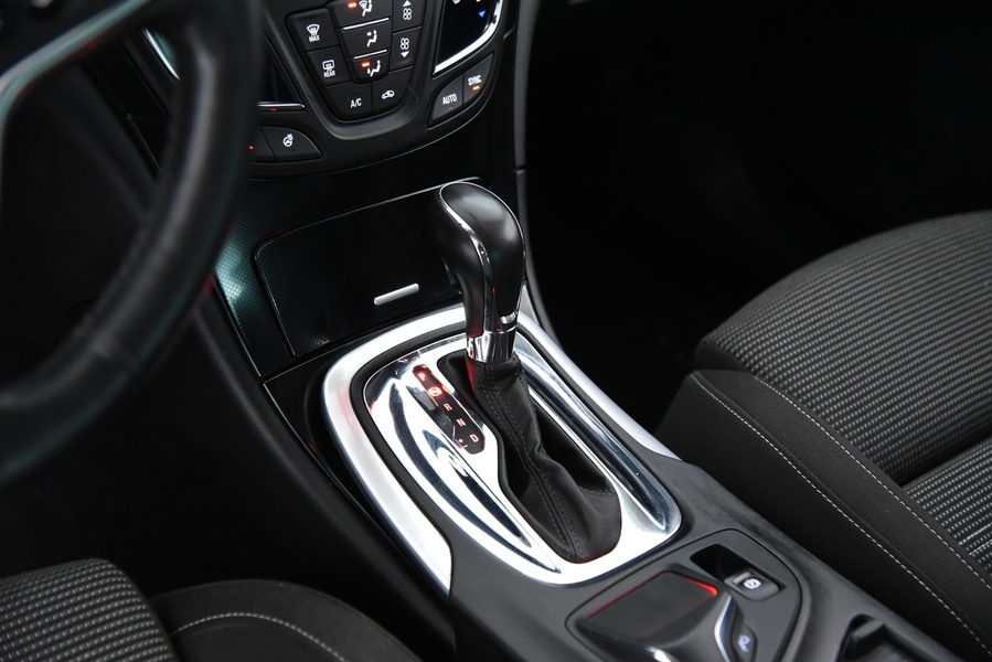 Opel Insignia vaihtoauto